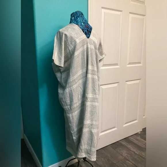 💥PRICE DROP💥 The Etta Tunic - Picture 5 of 6